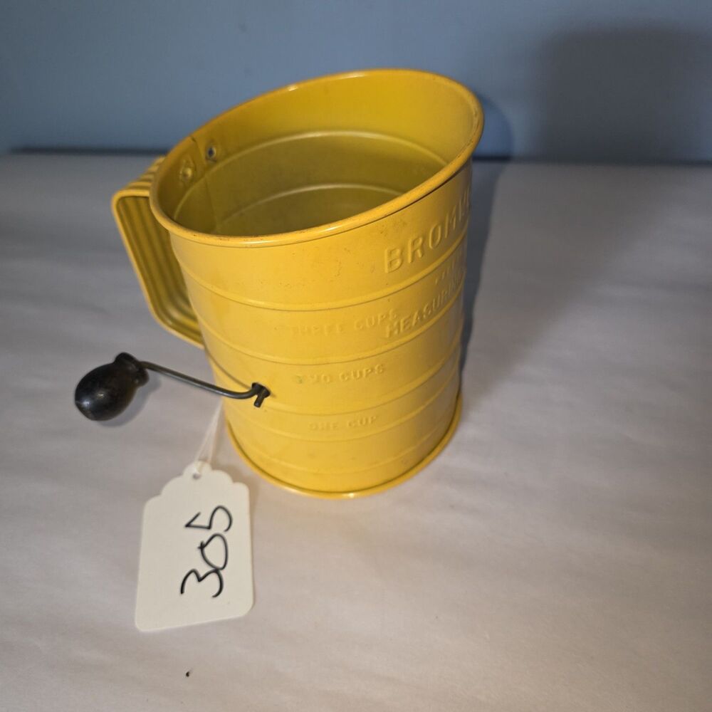 Vintage Bromwell's Yellow Flour Sifter Black Knob